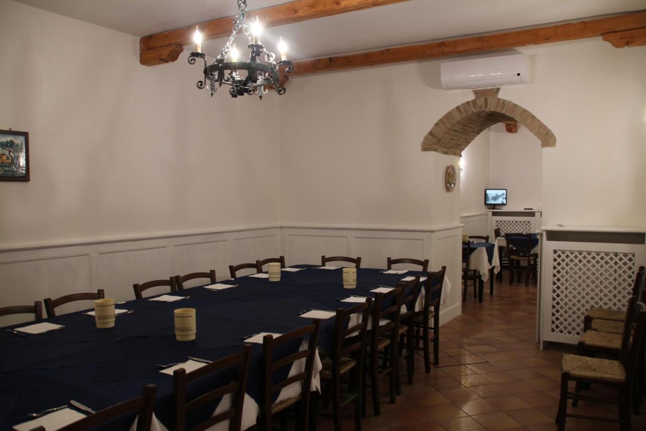 Hotel Pax Assisi Bagian luar foto