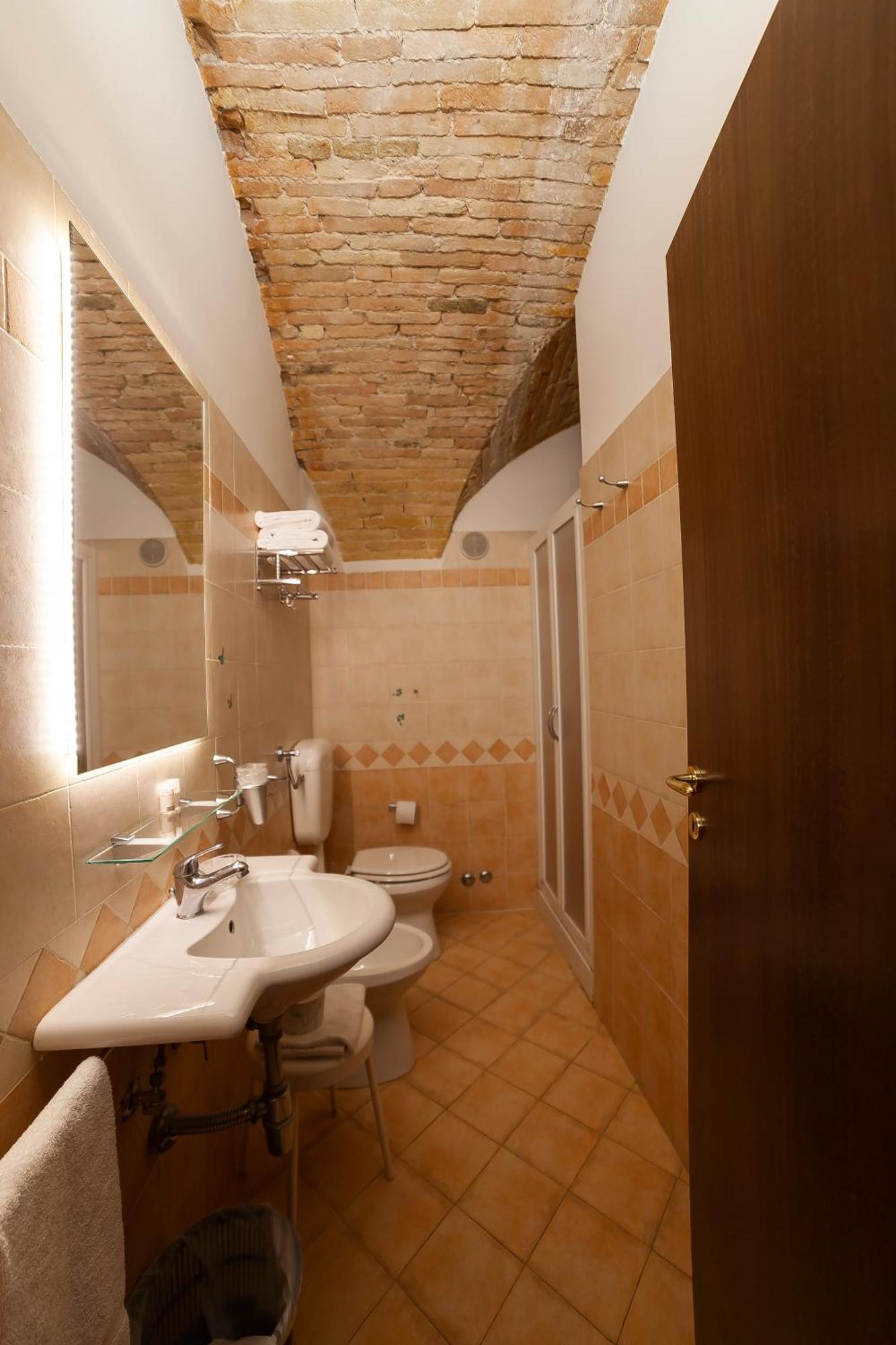 Hotel Pax Assisi Bagian luar foto
