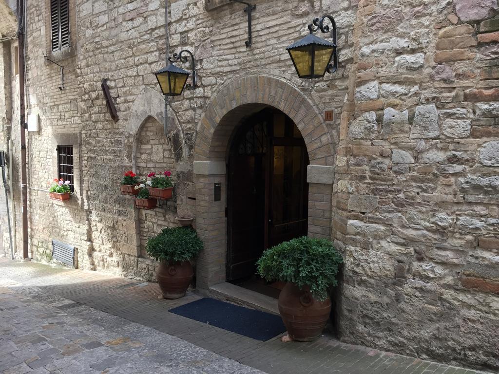 Hotel Pax Assisi Bagian luar foto